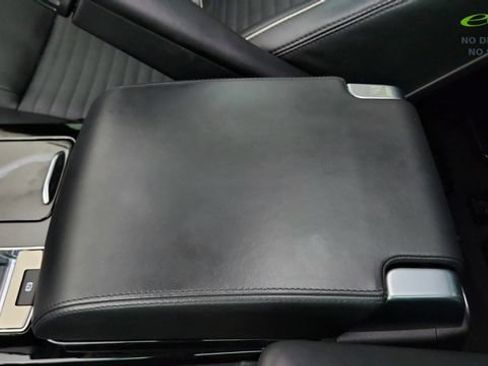 Used 2018 Land Rover Discovery HSE Luxury AWD/4WD image 57