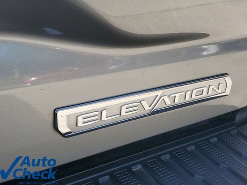 Used 2023 GMC Sierra 1500 Elevation AWD/4WD image 9