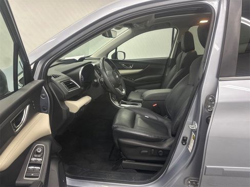 Used 2022 Subaru Ascent Limited w/ Technology Package image 9