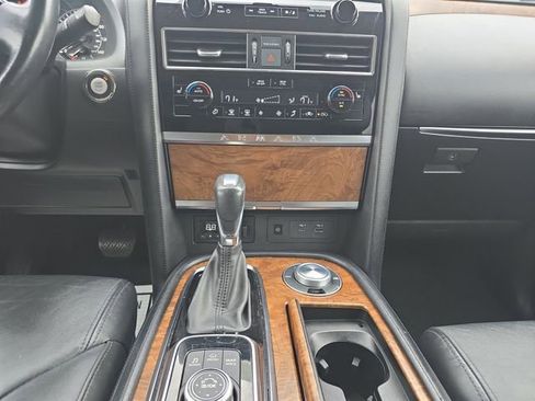 Used 2021 Nissan Armada SL w/ Captain's Chairs Package image 3