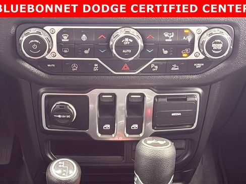 Used 2024 Jeep Wrangler Sport AWD/4WD image 17