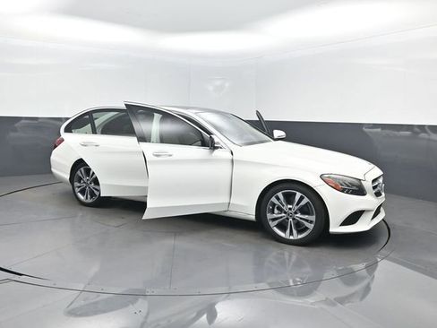 Used 2021 Mercedes-Benz C 300 Sedan image 40