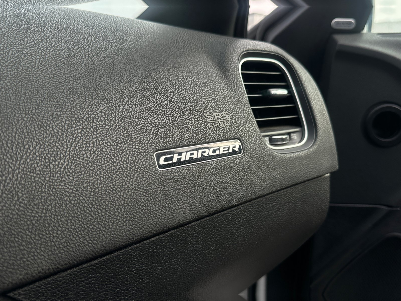 Used 2023 Dodge Charger SXT RWD image 23