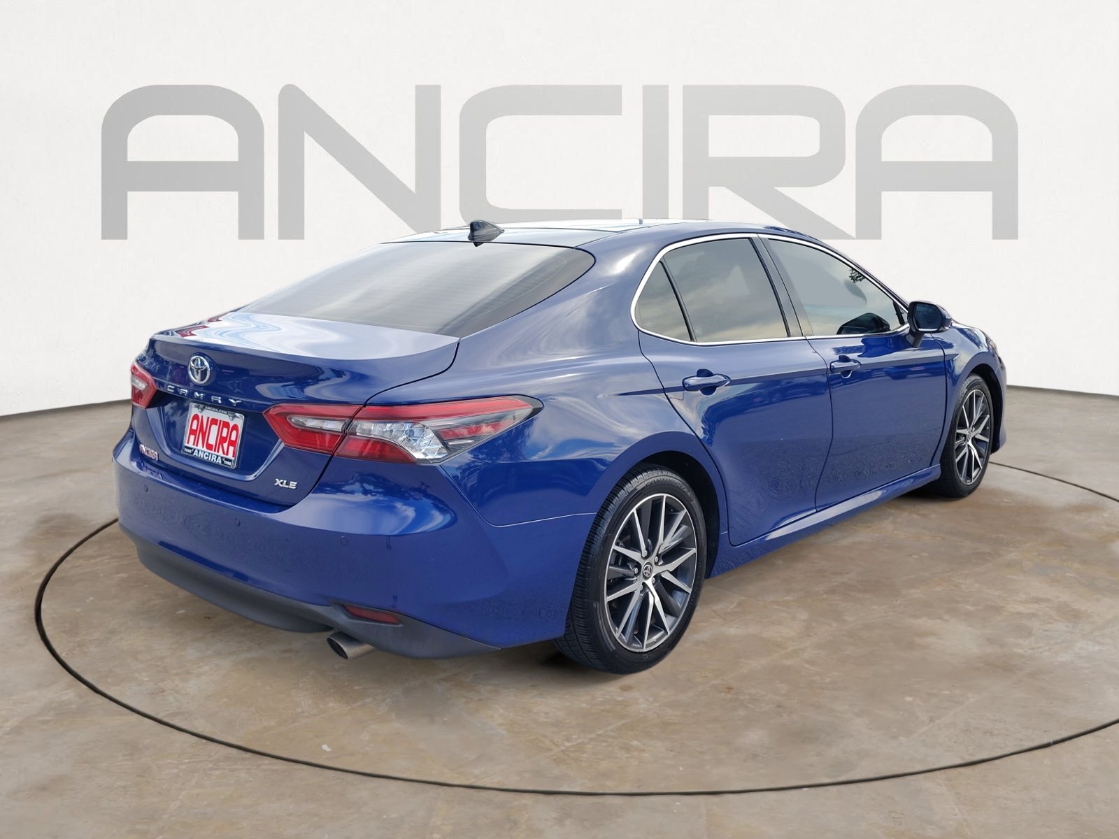 Used 2023 Toyota Camry XLE w/ Navigation Package FWD image 11