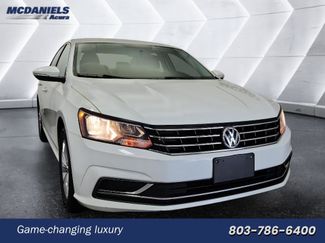 Used 2016 Volkswagen Passat 1.8T S image 1