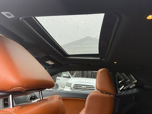 Used 2017 Dodge Challenger SRT Hellcat image 23