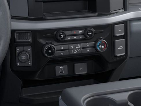 New 2026 Ford F250 XL w/ FX4 Off-Road Package image 15