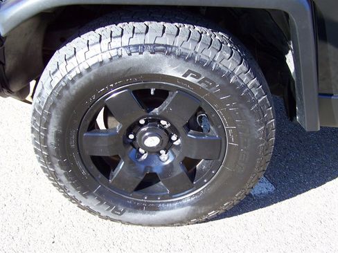 Used 2007 Toyota FJ Cruiser 4WD image 18