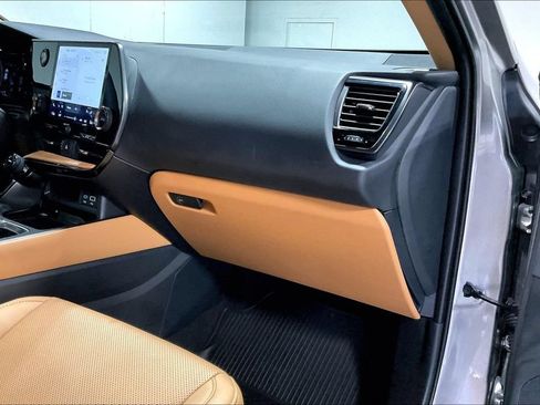 Used 2026 Lexus NX 350 AWD w/ Accessory Package (2T) image 19