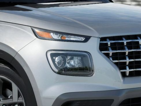 New 2026 Hyundai Venue SEL image 9