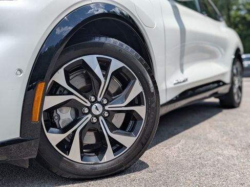 Used 2023 Ford Mustang Mach-E Premium AWD/4WD image 35