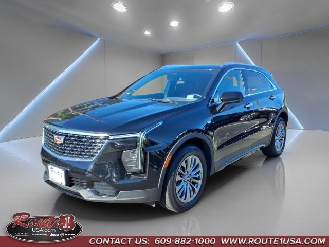 Used 2025 Cadillac XT4 Premium Luxury AWD/4WD image 8