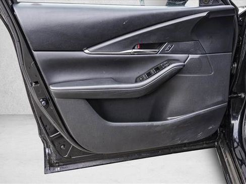 Used 2025 MAZDA CX-30 AWD 2.5 S w/ Preferred Package image 12