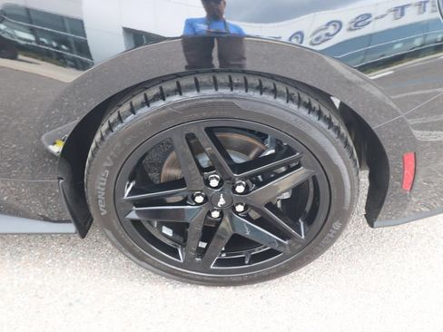 Used 2024 Ford Mustang Coupe RWD image 14