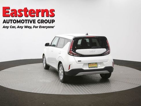 Used 2024 Kia Soul LX w/ Option Group 015 FWD image 63