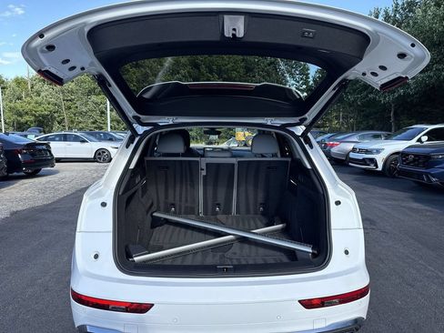 Used 2022 Audi Q5 2.0T Premium Plus w/ Premium Plus Package AWD/4WD image 21