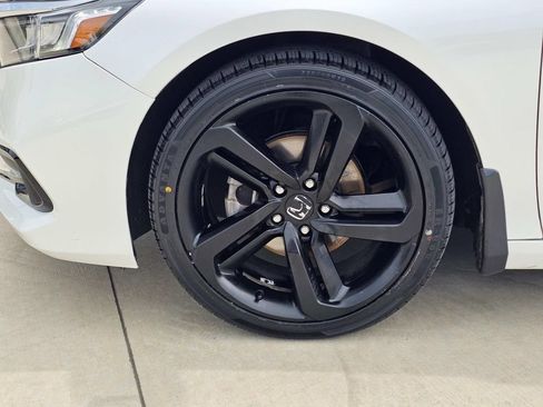 Used 2021 Honda Accord EX-L image 6