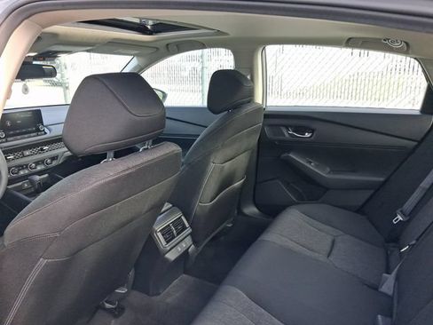 Used 2025 Honda Accord SE image 5