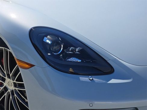 Used 2024 Porsche 718 Boxster S image 31