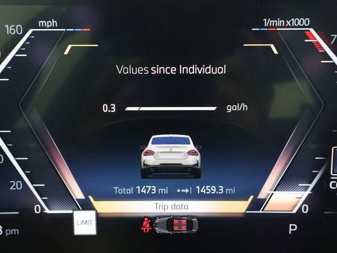 Used 2025 BMW 230i Coupe w/ M Sport Package image 17