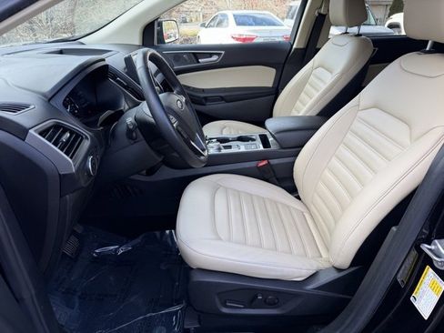 Used 2023 Ford Edge SEL w/ Convenience Package image 15
