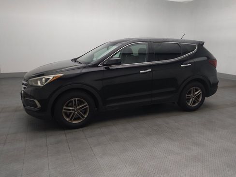 Used 2018 Hyundai Santa Fe Sport FWD image 2