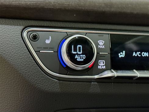 Certified 2024 Audi Q5 2.0T Premium w/ Convenience Package image 19