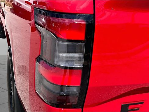 New 2027 Nissan Frontier SV w/ SV Convenience Package RWD image 14