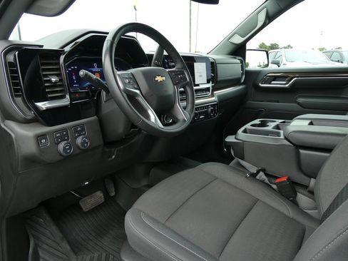 Certified 2024 Chevrolet Silverado 1500 LT w/ Z71 Off-Road Package AWD/4WD image 25