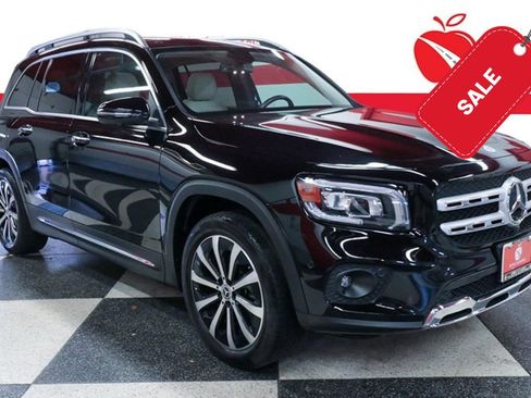 Used 2021 Mercedes-Benz GLB 250 image 1