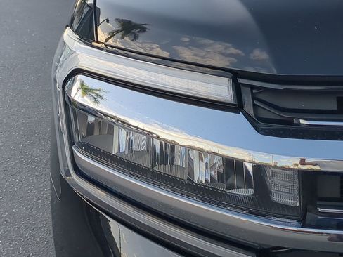 Used 2024 Ford Expedition Limited image 10