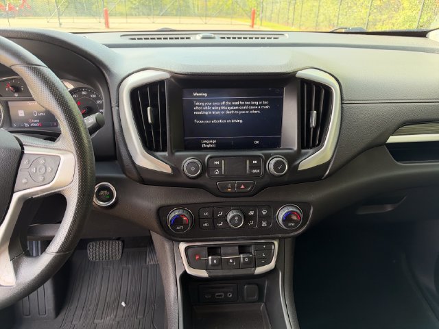 Used 2024 GMC Terrain SLE w/ Driver Convenience Package FWD image 20