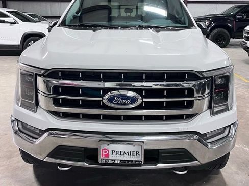 Used 2021 Ford F150 Lariat w/ Equipment Group 502A High AWD/4WD image 8