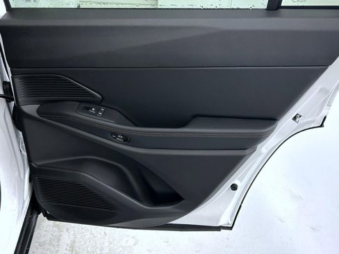 New 2026 Jeep Cherokee Limited AWD/4WD image 17