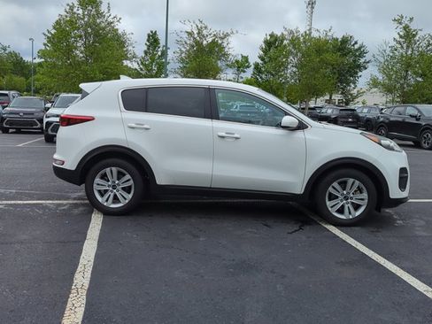 Used 2018 Kia Sportage LX FWD image 4