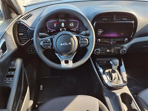 New 2025 Kia Soul S image 4