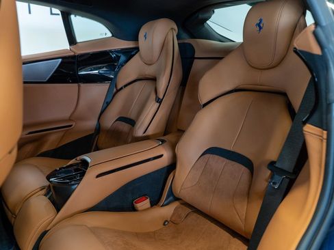 Used 2025 Ferrari Purosangue image 16