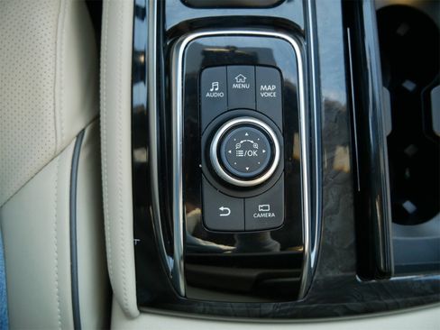 Used 2022 INFINITI QX80 Sensory w/ Cargo Package image 18