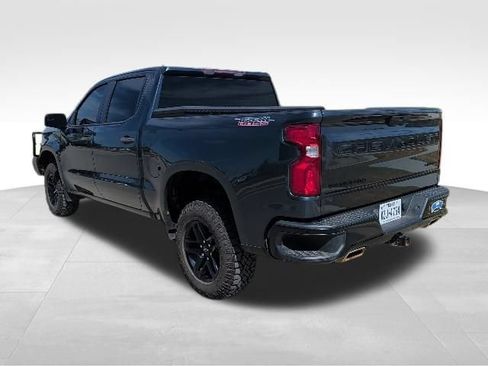 Used 2021 Chevrolet Silverado 1500 Custom Trail Boss AWD/4WD image 5