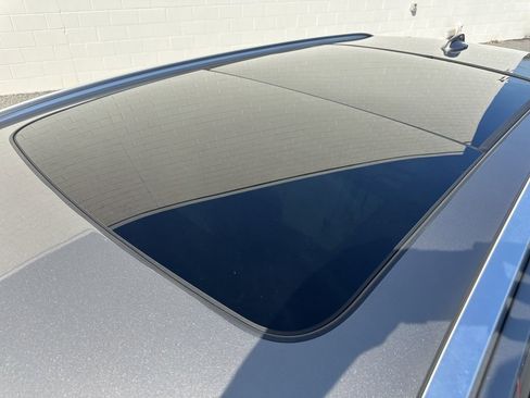 Used 2020 Volvo V60 T5 Cross Country image 35