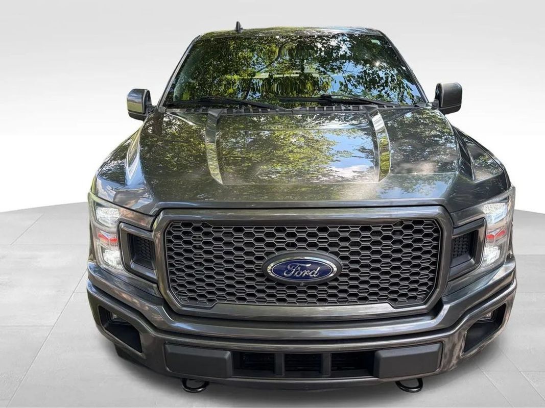 Used 2020 Ford F150 Lariat w/ Equipment Group 502A Luxury AWD/4WD image 11