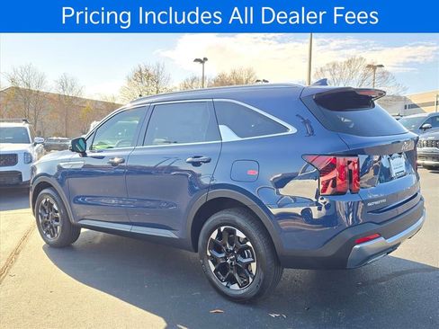 New 2026 Kia Sorento S AWD/4WD image 5