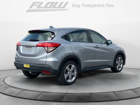 Used 2021 Honda HR-V LX image 8