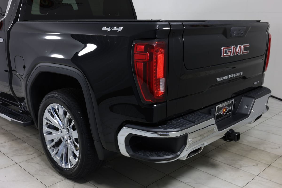 Used 2023 GMC Sierra 1500 SLT w/ SLT Premium Package AWD/4WD image 44