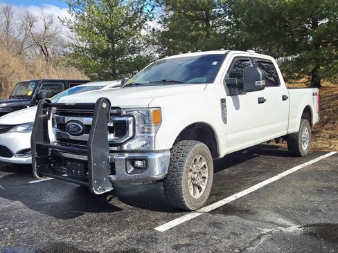 Used 2020 Ford F350 XLT image 4