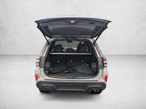 Used 2021 Subaru Outback Onyx Edition XT w/ Popular Package #2 image 8