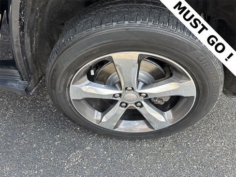 Used 2021 Jeep Grand Cherokee L Limited image 12