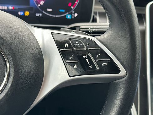 Used 2023 Mercedes-Benz C 300 Sedan image 26