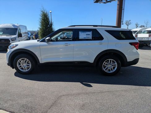 New 2026 Ford Explorer Active w/ Active Comfort Package image 7