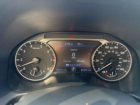 Used 2025 Nissan Altima 2.5 SV AWD/4WD image 17